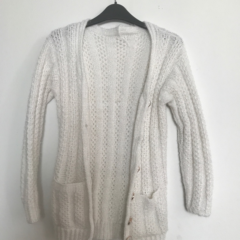 Handmade white cardigan ♥️